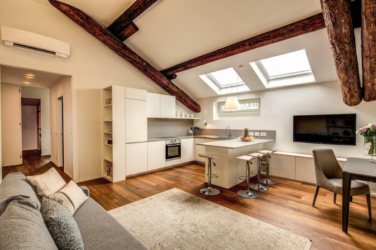 Luxurious Apartment In Milan Exterior photo